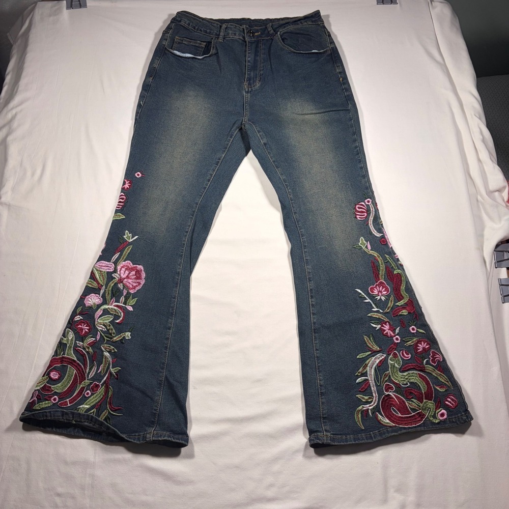 Romwe Floral Embroidered Flare Jeans Medium Wash Boho Bell Bottoms Womens 0XL - Picture 3 of 11